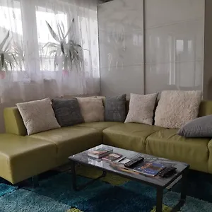  Apartman 1,5 Szobás Terasszal,közel A Széchenyi Fürdőhöz