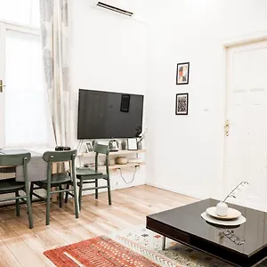 דירה Stylish And Spacious ! Location Kazincy Netflix, בודפשט