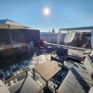  Apartman Cloud Gozsdu