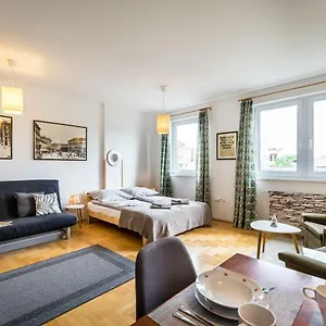 Bpr Hello Hollo Apartment